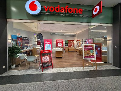 Außenansicht Filiale Vodafone Schöneweide