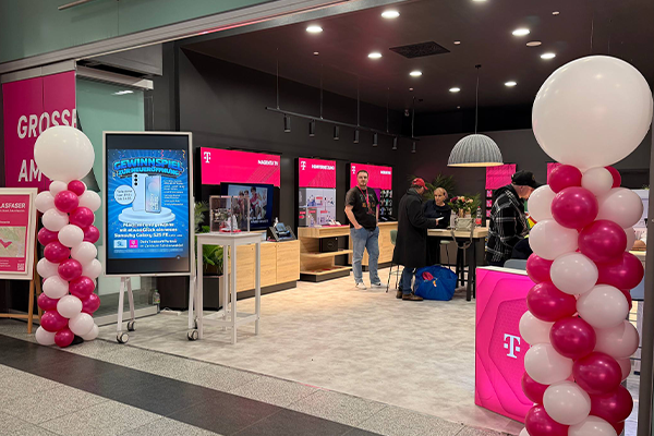 Telekom Partner Store Schöneweide Eingangsbereich